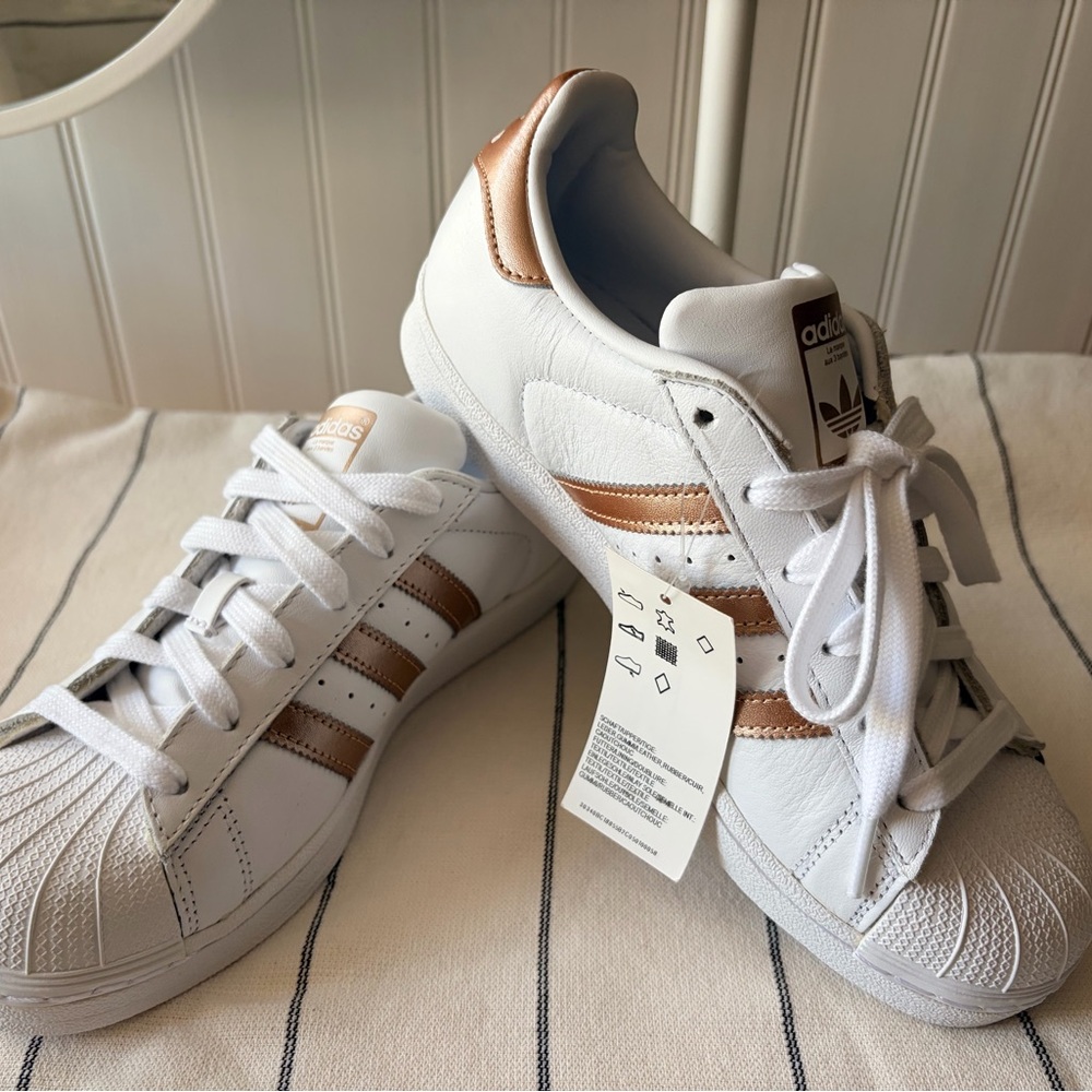 New Adidas Women's White and Rosé Sneakers